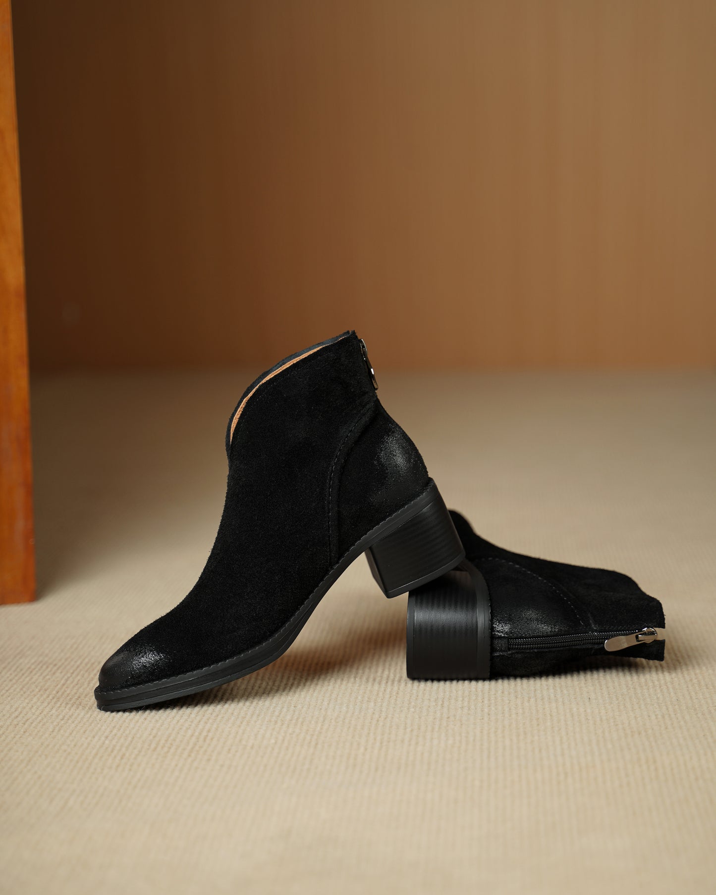 TinaCus Women's Suede/Genuine Leather Handmade V-cut Round Toe Stacked Heel Back Zip Up Ankle Booties