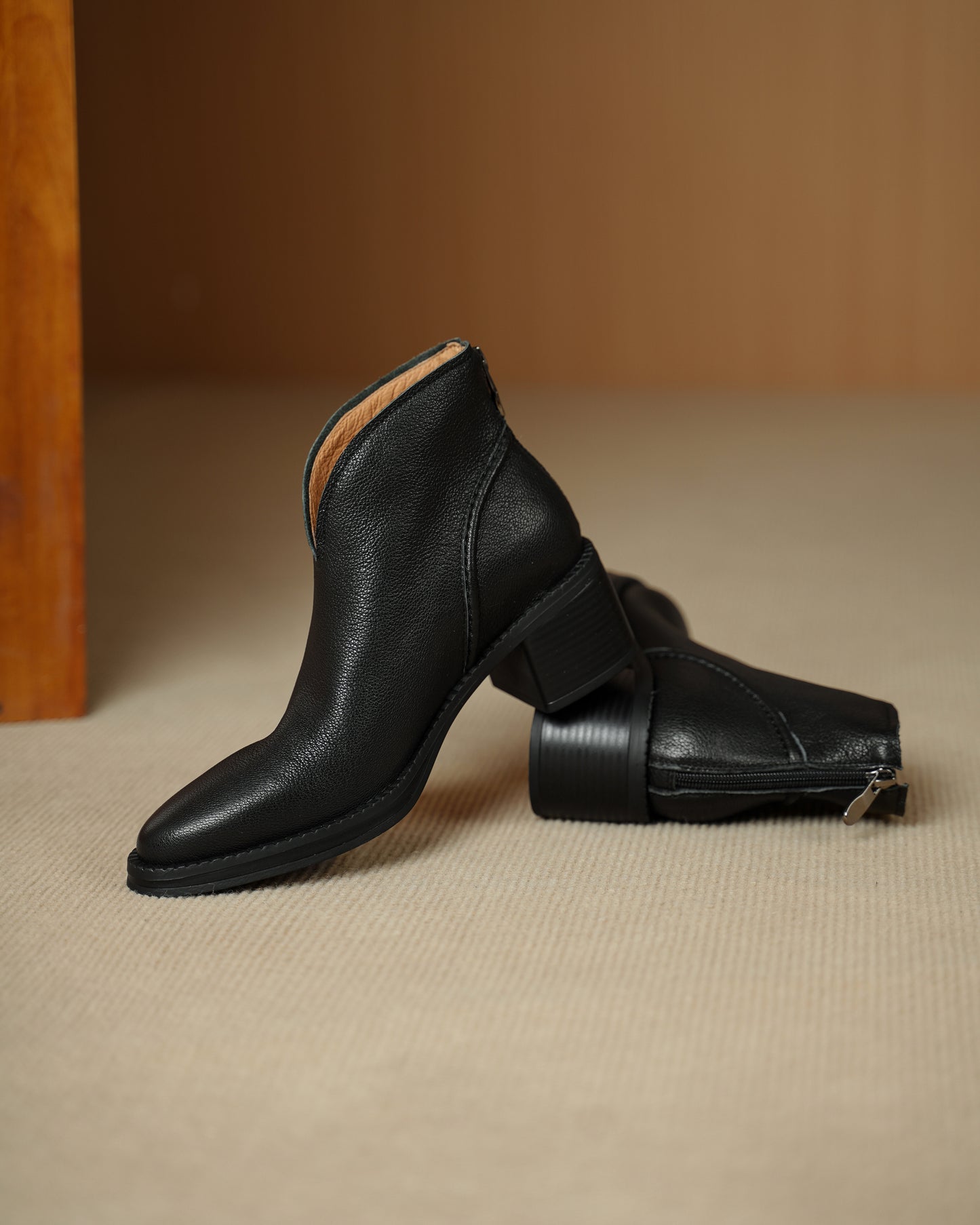 TinaCus Women's Suede/Genuine Leather Handmade V-cut Round Toe Stacked Heel Back Zip Up Ankle Booties