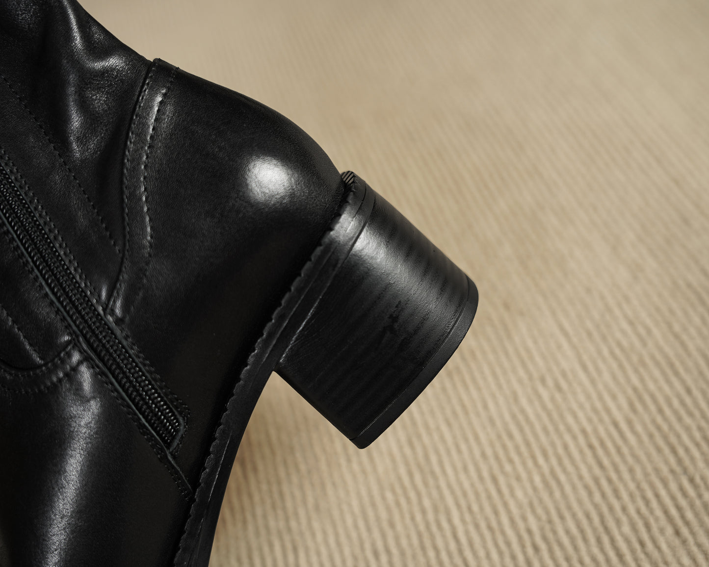 TinaCus Women's Suede/Genuine Leather Handmade Round Toe Stacked Heel Side Zip Casual Chelsea Booties