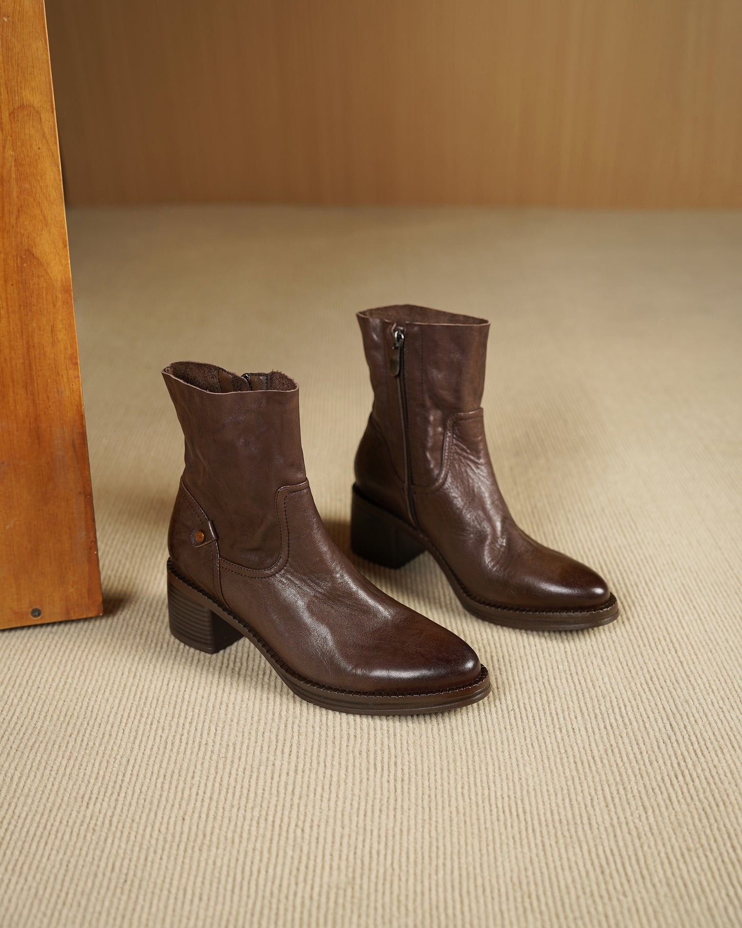 TinaCus Women's Suede/Genuine Leather Handmade Round Toe Stacked Heel Side Zip Casual Chelsea Booties