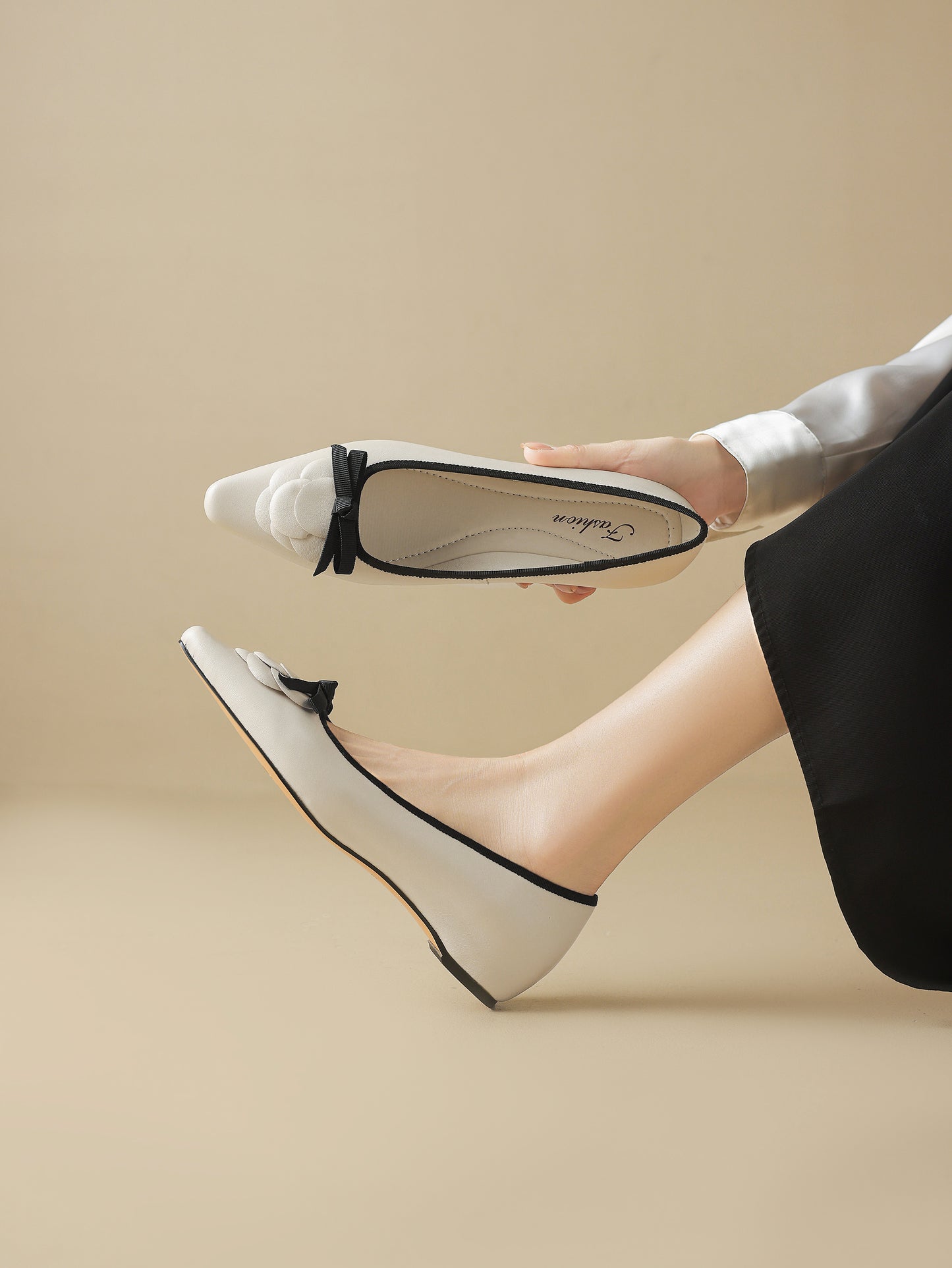 TinaCus Handmade Women's Genuine Leather Pointed Toe Petal Bowtie Ballet Flat Shoes