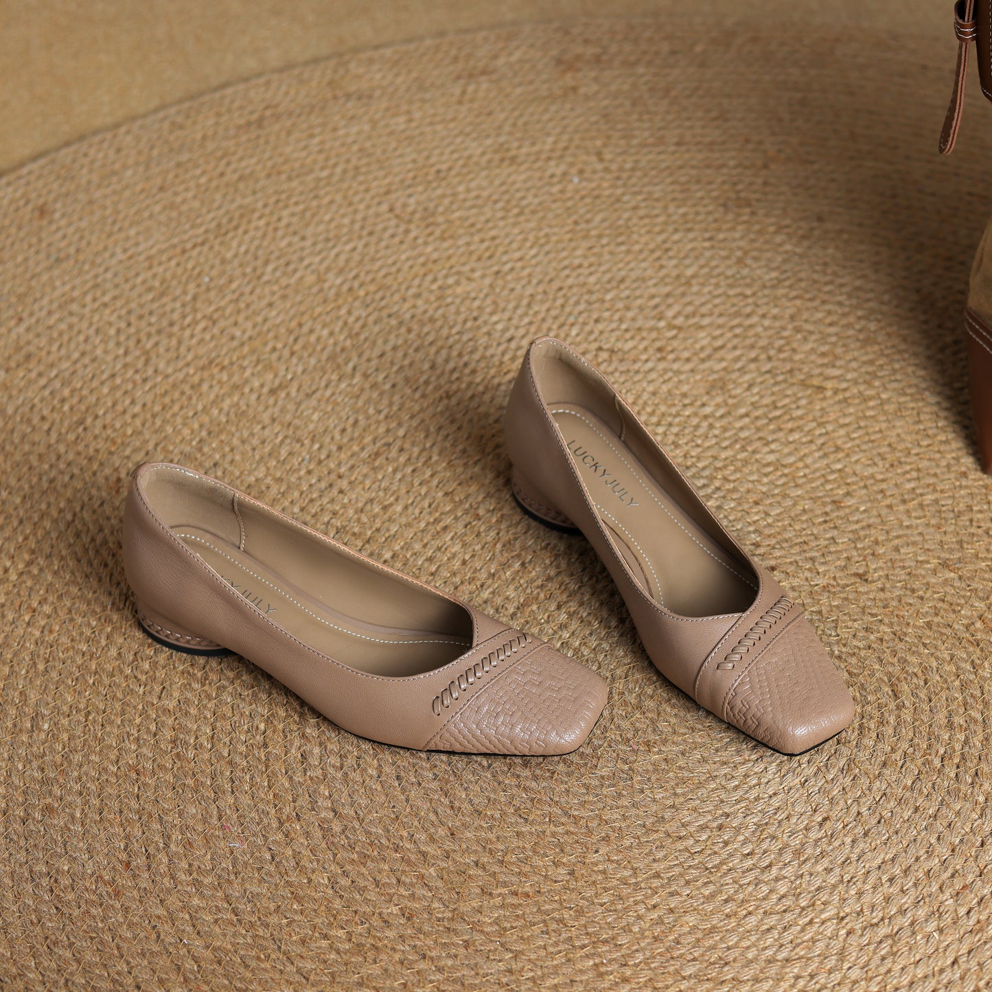 TinaCus Handmade Women's Genuine Leather Square Toe Stitching Chunky Heel Ballet Pump Shoes