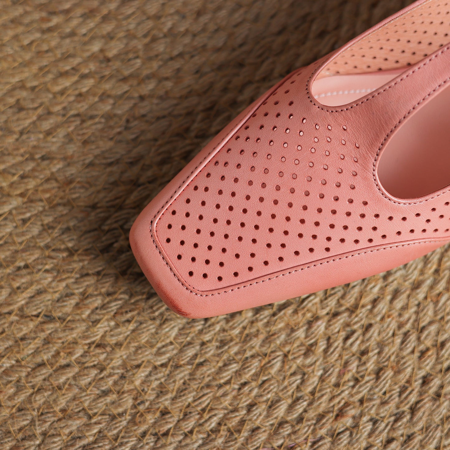 TinaCus Breathable Genuine Leather Handmade T-Strap Women's Square Toe Comfortable Flat Shoes