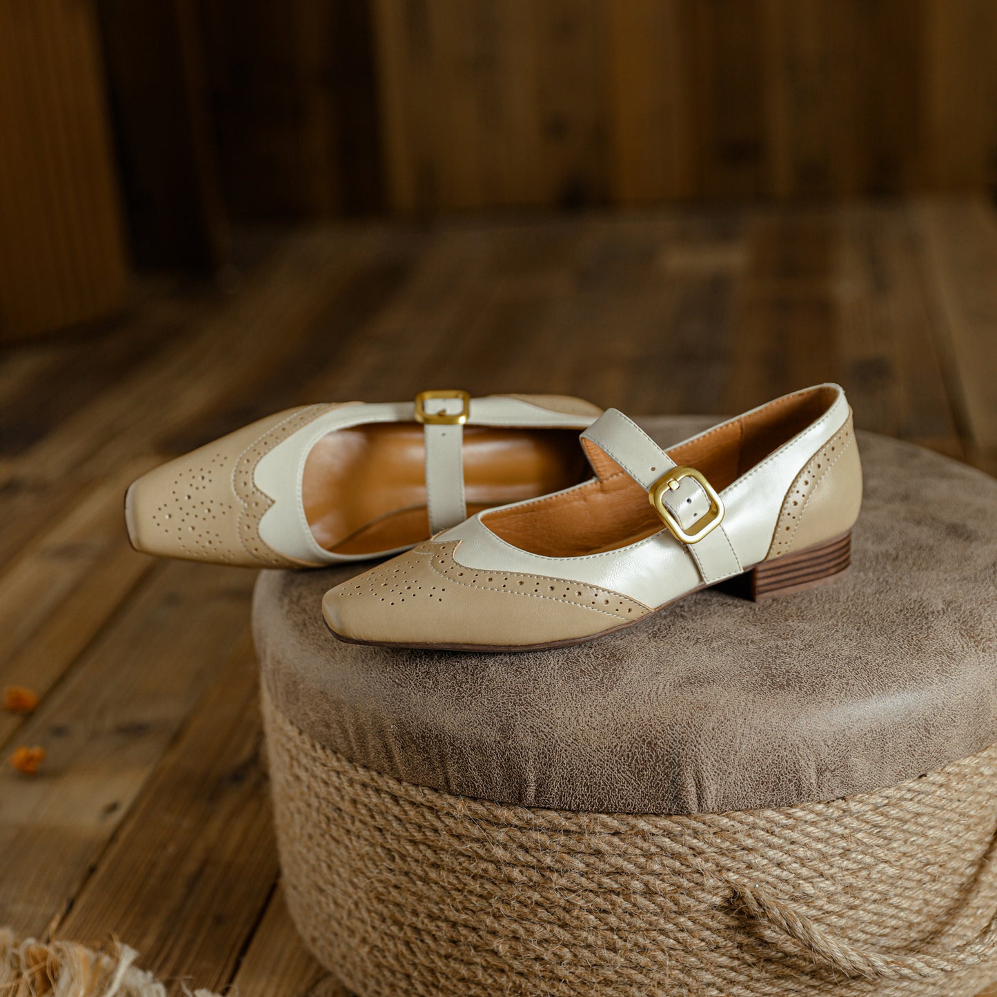 TinaCus Women's Genuine Leather Handmade Buckle Square Toe Chunky Heel Flats Mary Jane Shoes