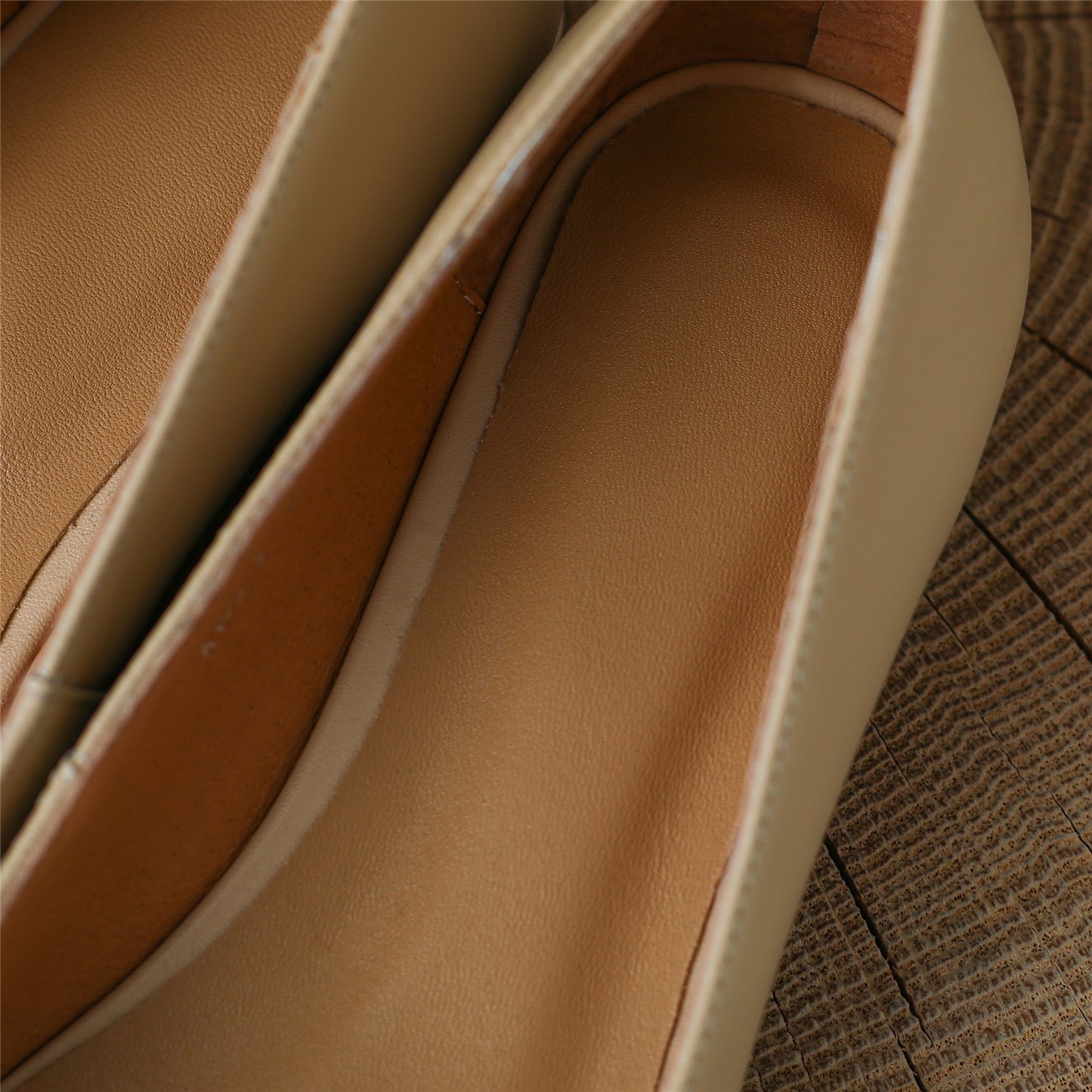 TinaCus Women's Cap Toe Handmade Genuine Leather Comfort Slip On Flat Shoes
