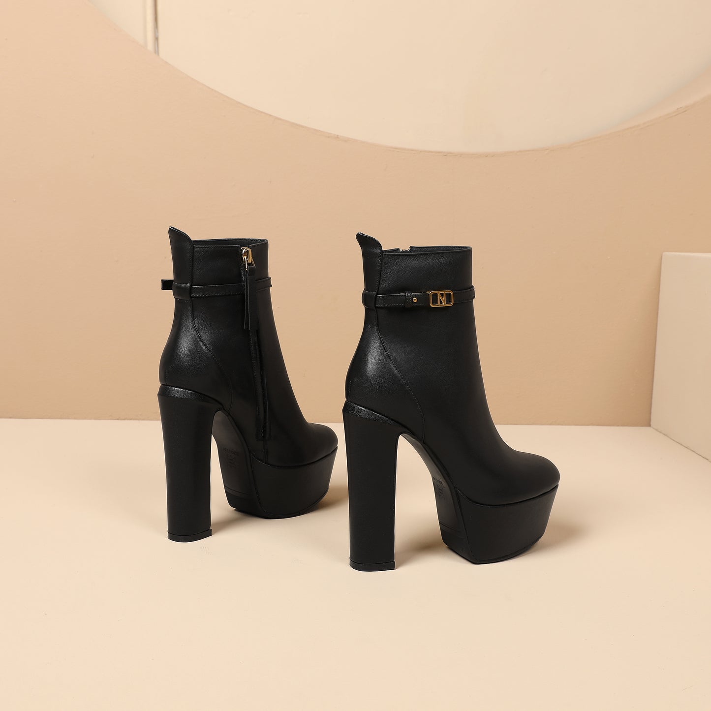 TinaCus Handmade Women's Genuine Leather Fashion Side Zipper Pointed Toe High Heel Sexy Platform Boots